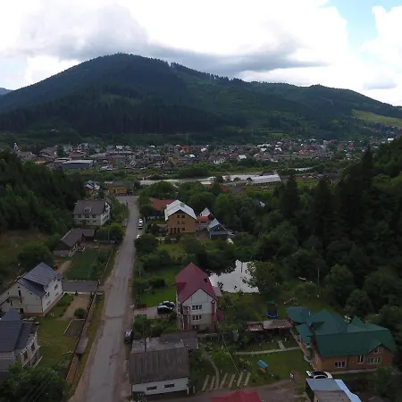 у брусків ロッジ