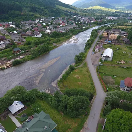 у брусків * Mizhhirya (Transcarpathia)