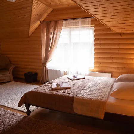 Lodge у брусків
