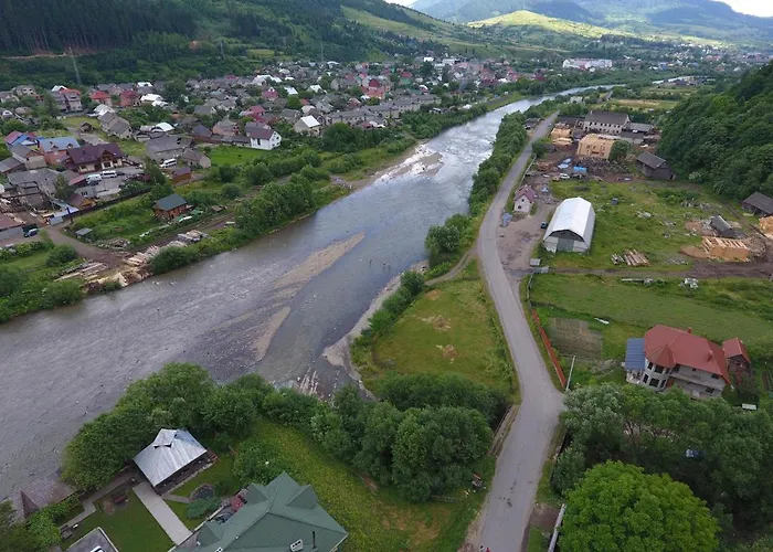 у брусків * Mizhhirya (Transcarpathia)