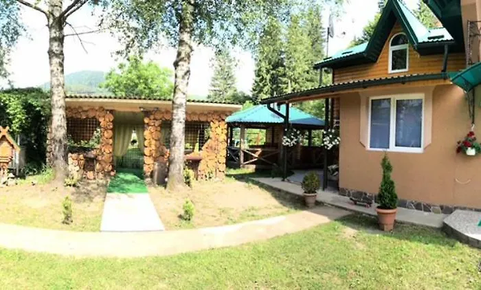 у брусків Orman Evi Mizhhirya (Transcarpathia)