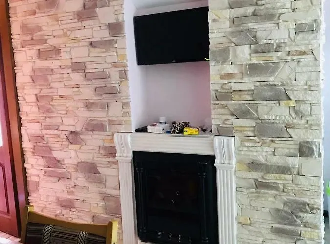 Orman Evi у брусків *